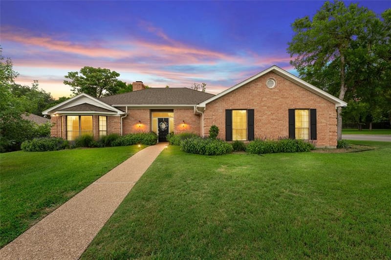 3400 Hearthwood Circle, Waco TX 76708