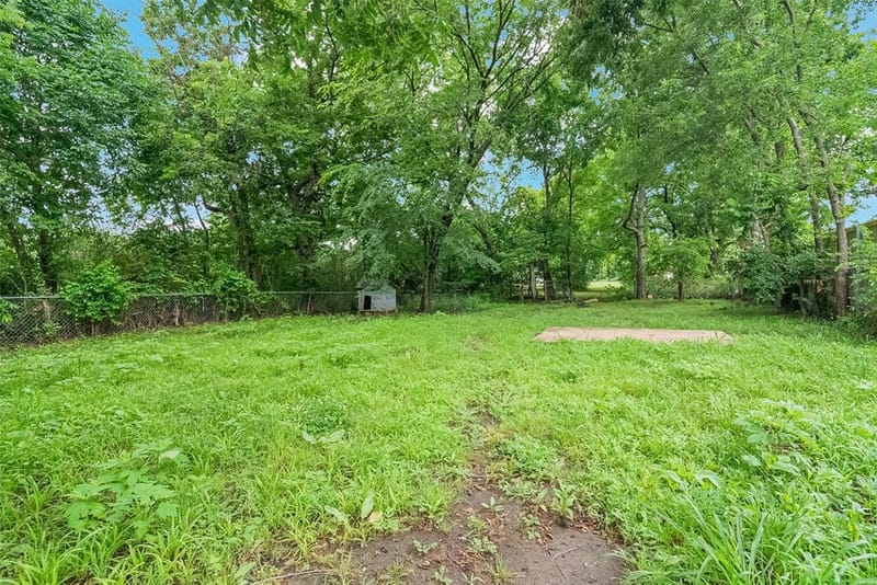 627 E Pacific Street, Sherman TX 75090 - Photo 25