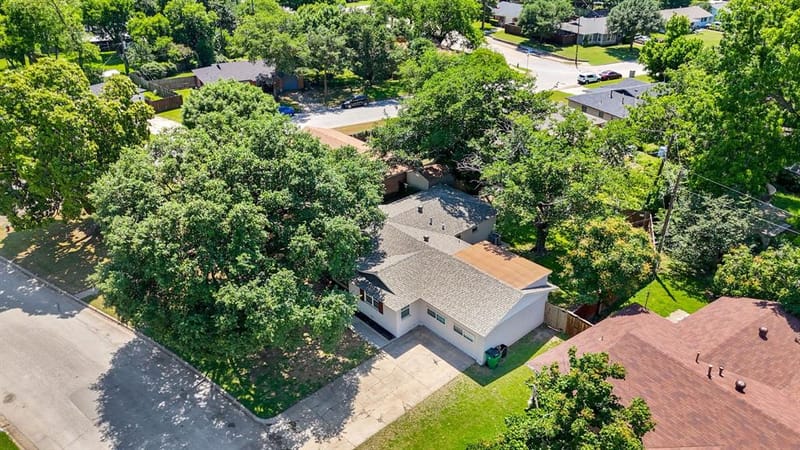 2125 Elton Road, Haltom City TX 76117 - Photo 11
