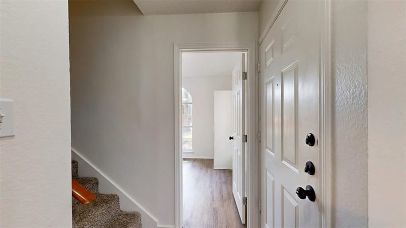 714 Bel Aire Crest, Irving TX 75061 - Photo 5