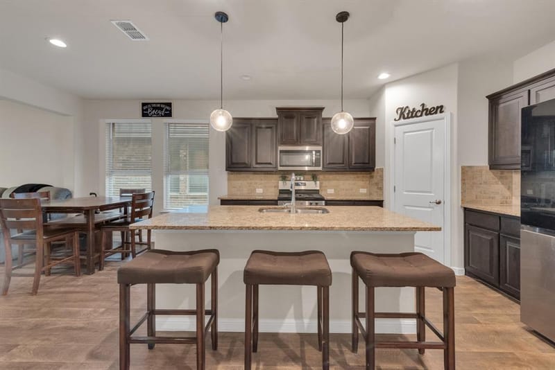 16128 Bronte Lane, Fort Worth TX 76247 - Photo 6