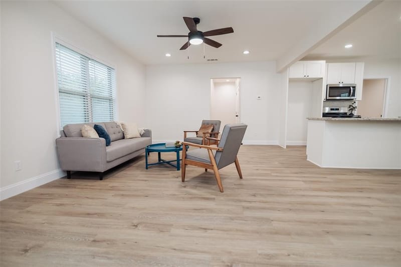 305 Ball Street, Tom Bean TX 75491 - Photo 2