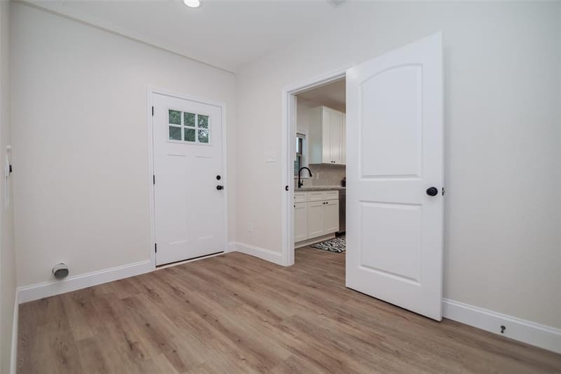 305 Ball Street, Tom Bean TX 75491 - Photo 22