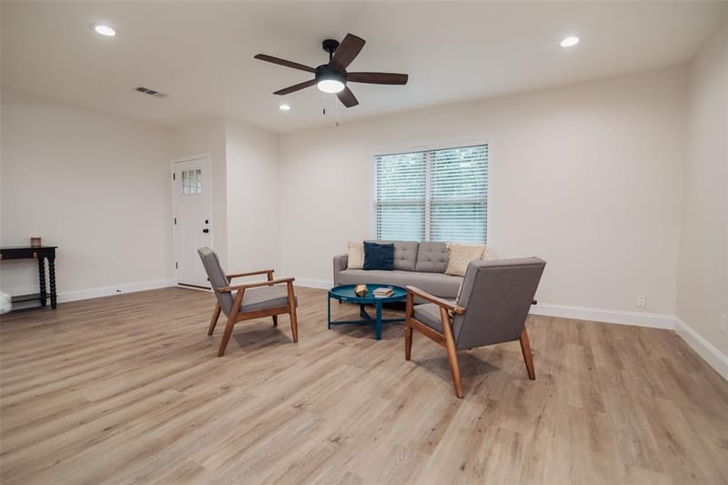305 Ball Street, Tom Bean TX 75491 - Photo 3