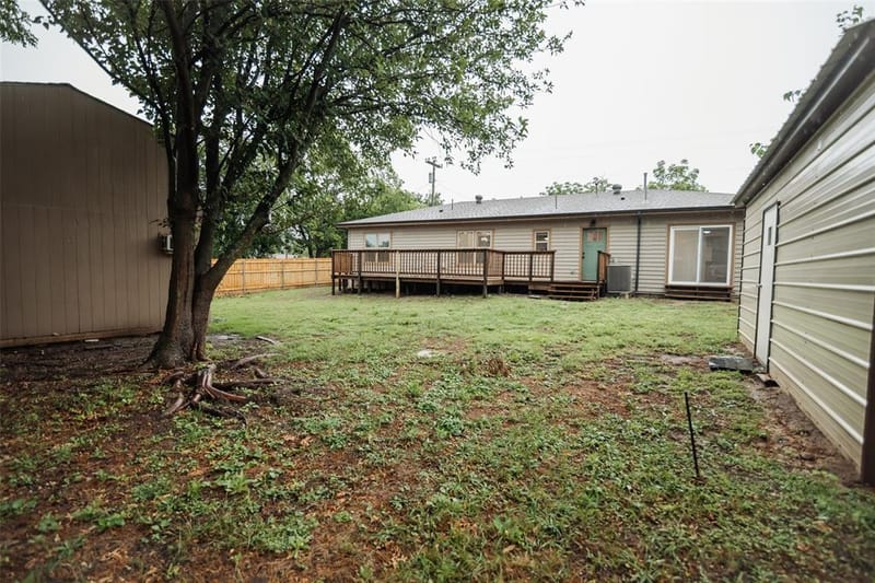 305 Ball Street, Tom Bean TX 75491 - Photo 28