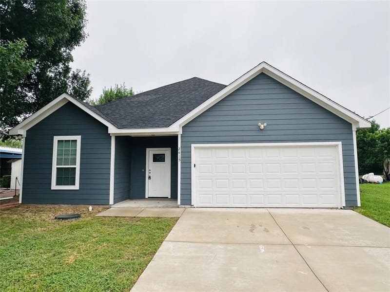 2415 San Gabriel Drive, Granbury TX 76048 - Photo 2