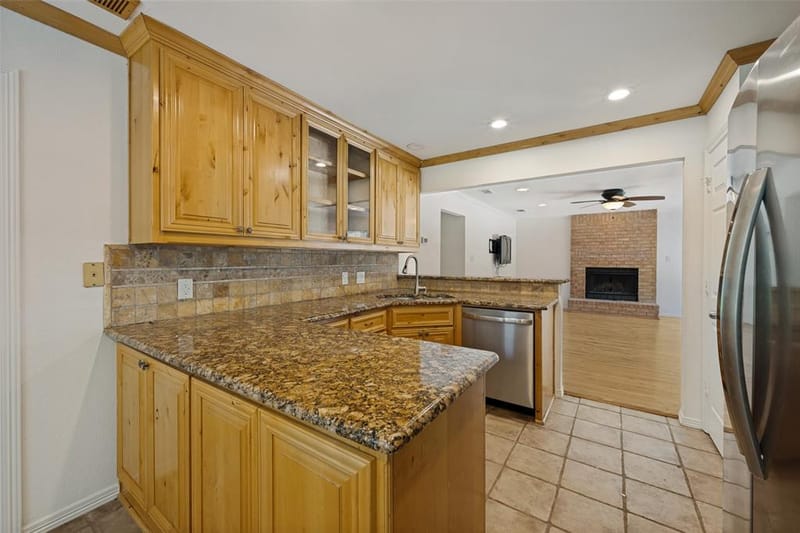 1432 Holley Creek Lane, Mansfield TX 76063 - Photo 11