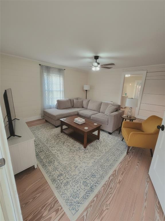 404 N Hill Street, Itasca TX 76055 - Photo 2