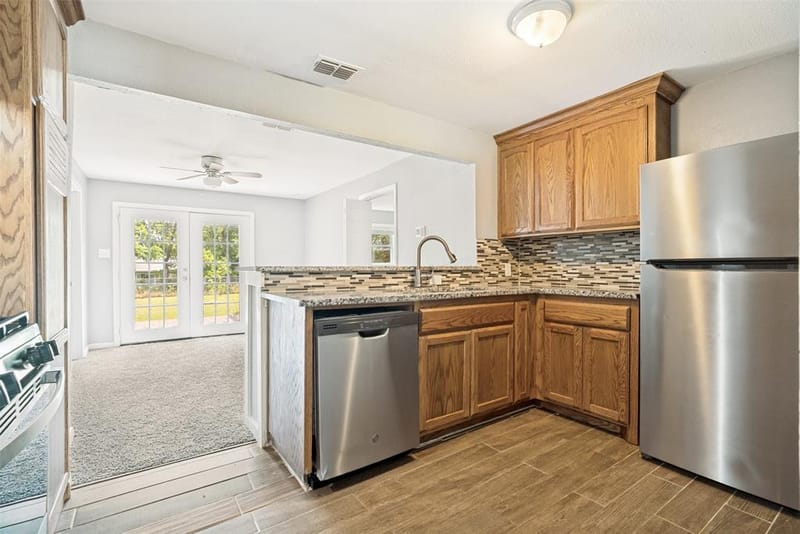 5505 Humbert Avenue, Fort Worth TX 76107 - Photo 8
