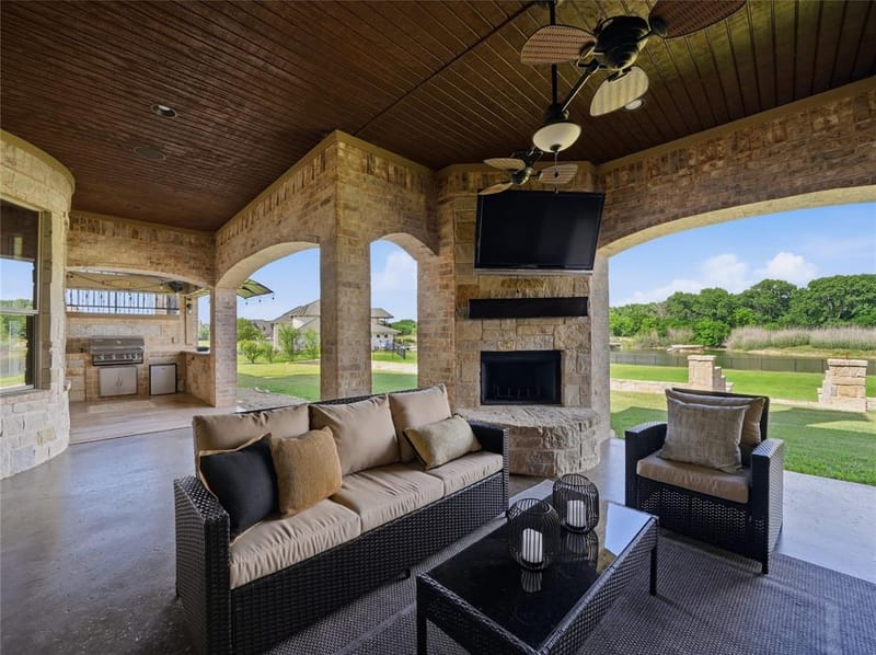 132 The Lakes Drive, Aledo TX 76008 - Photo 3