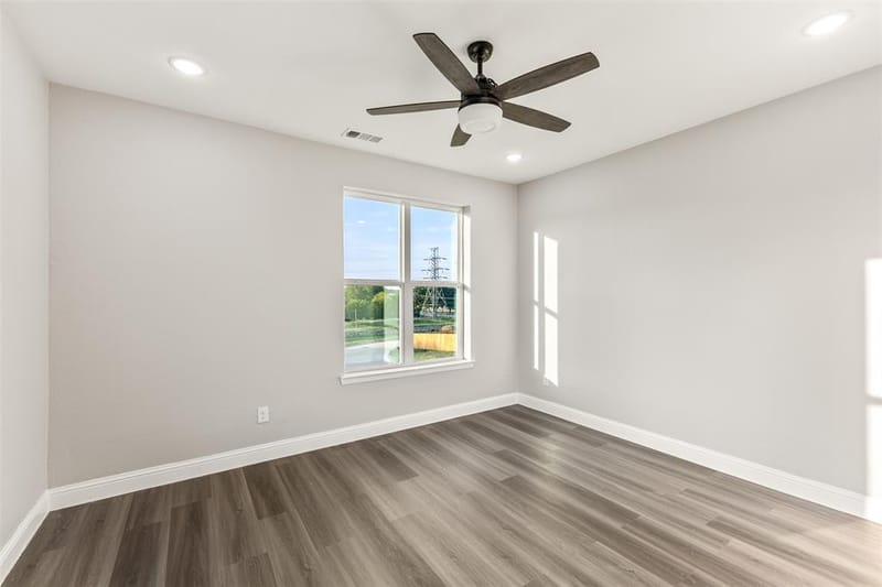 825 Premier Parkway, Grand Prairie TX 75051 - Photo 12
