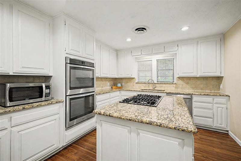3644 W Seminary Drive, Fort Worth TX 76109 - Photo 12