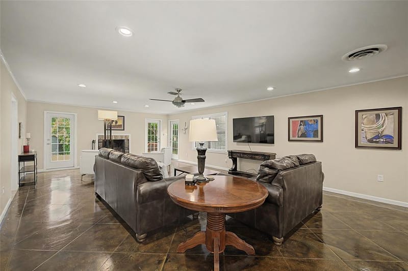 3644 W Seminary Drive, Fort Worth TX 76109 - Photo 10