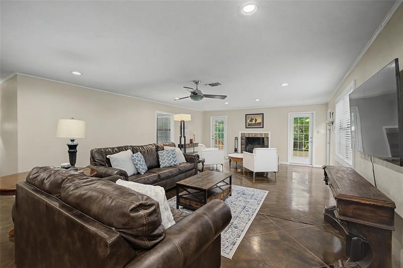 3644 W Seminary Drive, Fort Worth TX 76109 - Photo 4