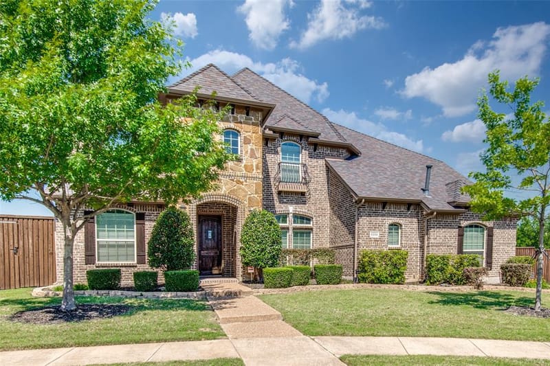 9359 Cherry Brook Lane, Frisco TX 75033 - Photo 2