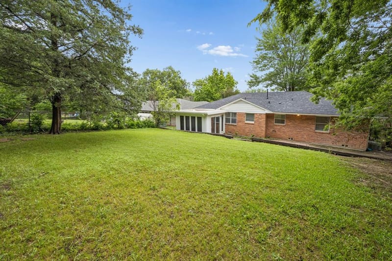 636 Kessler Boulevard, Sherman TX 75092 - Photo 22