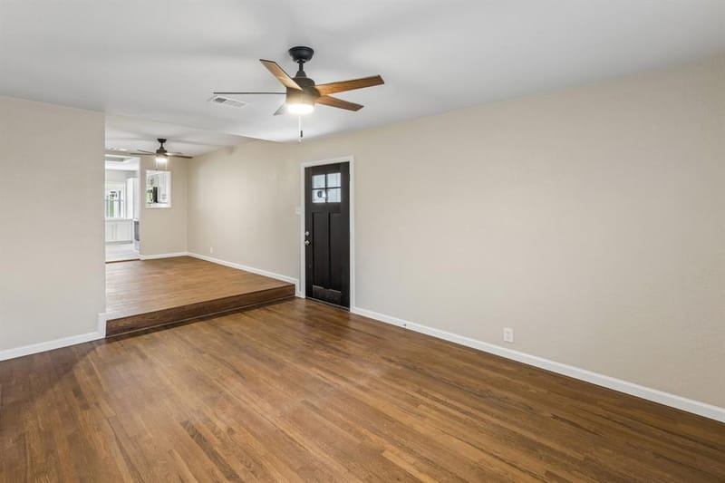 636 Kessler Boulevard, Sherman TX 75092 - Photo 3