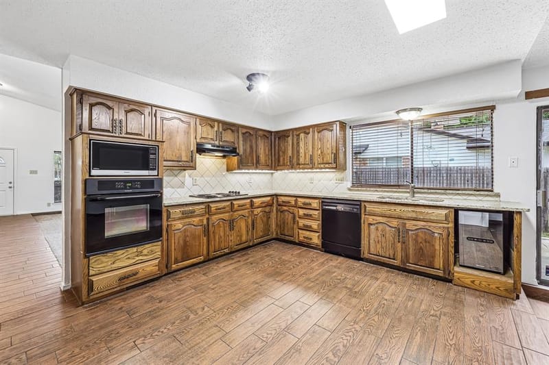4404 Cleveland Drive, Plano TX 75093 - Photo 13
