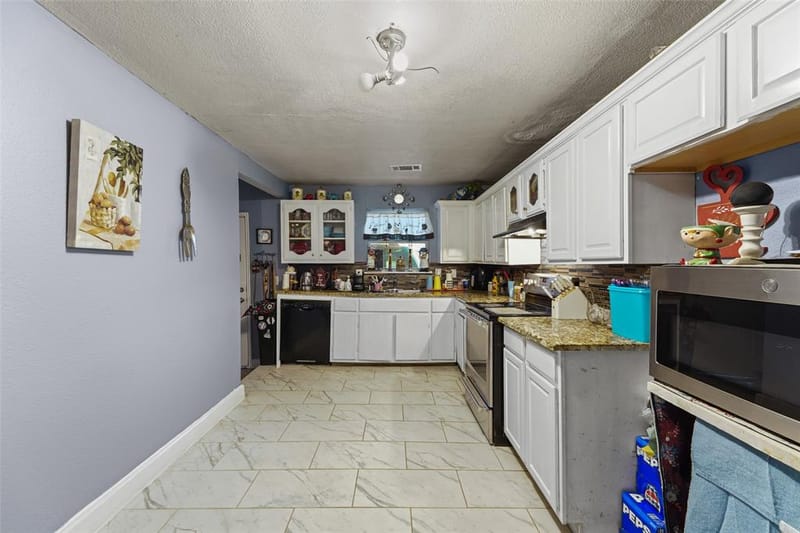 12809 Sultana Street, Dallas TX 75253 - Photo 9