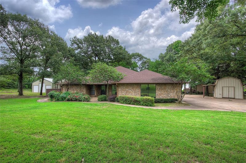 1605 County Road 1785, Yantis TX 75497