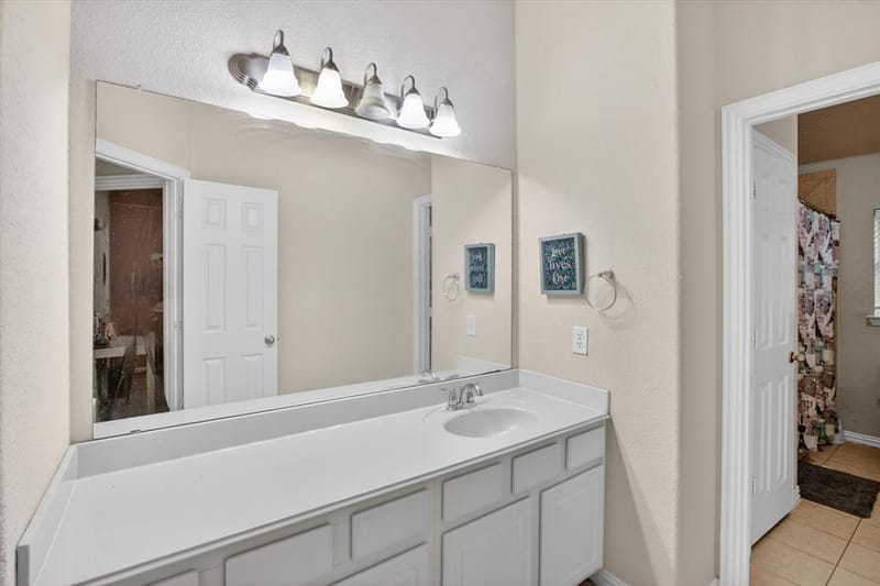 6601 Vintage Drive, Arlington TX 76001 - Photo 24