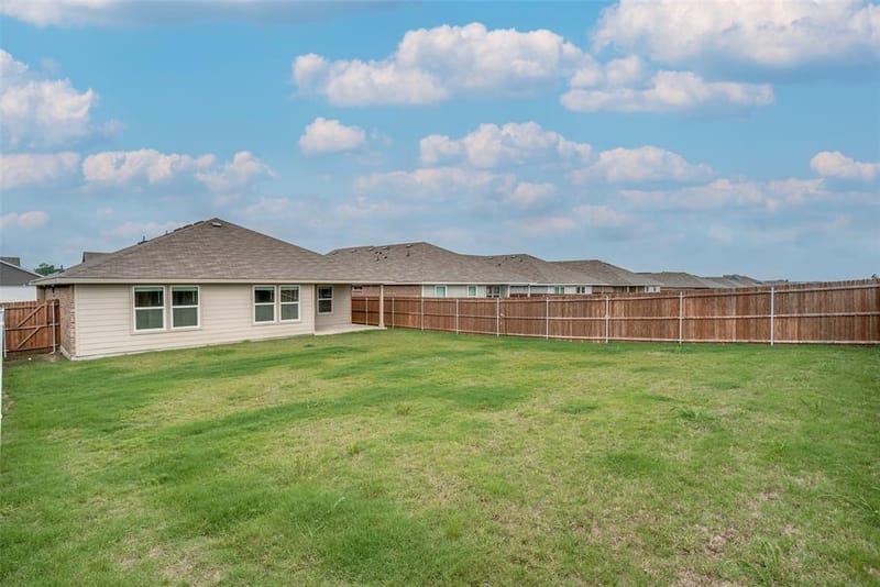608 Breckenridge Park Drive, Alvarado TX 76009 - Photo 26