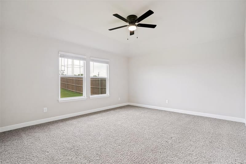 608 Breckenridge Park Drive, Alvarado TX 76009 - Photo 11
