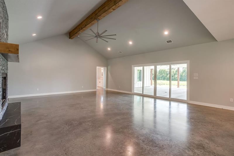 13901 County Road 102, Grandview TX 76050 - Photo 13