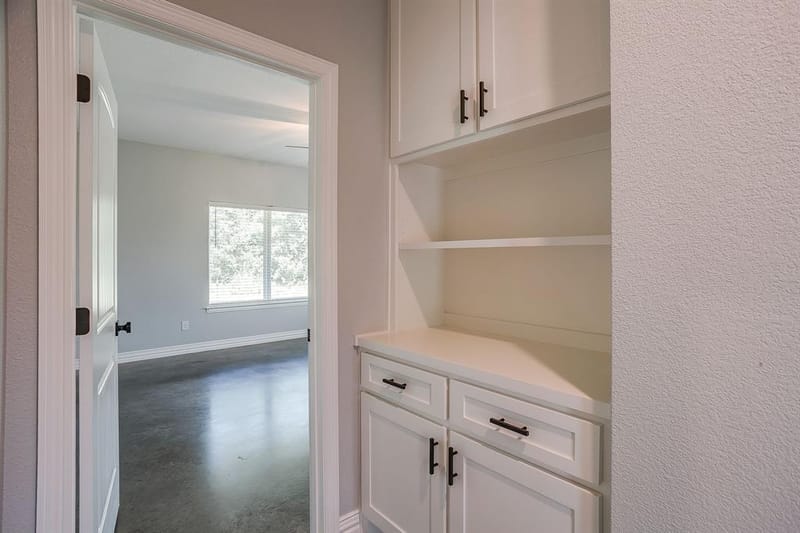 13901 County Road 102, Grandview TX 76050 - Photo 20