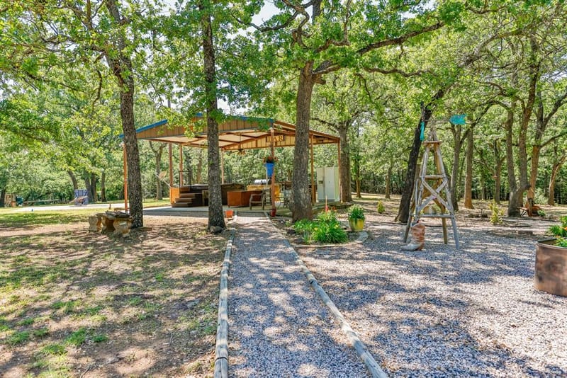 4823 County Road 211, Gainesville TX 76240 - Photo 8