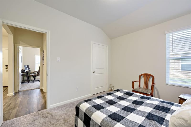 420 Jameson Street, Springtown TX 76082 - Photo 20