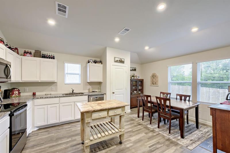 420 Jameson Street, Springtown TX 76082 - Photo 9