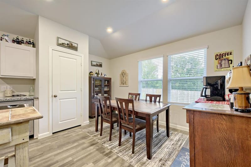 420 Jameson Street, Springtown TX 76082 - Photo 8