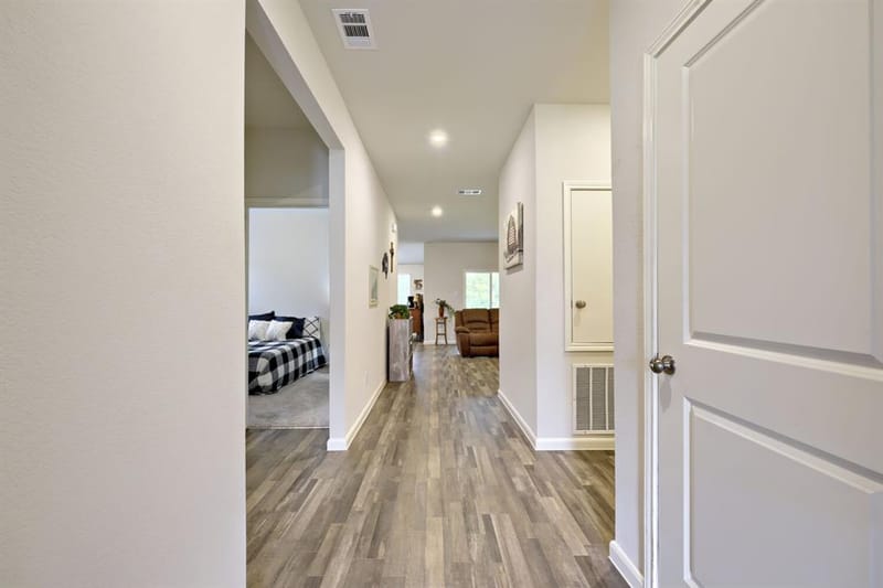 420 Jameson Street, Springtown TX 76082 - Photo 25