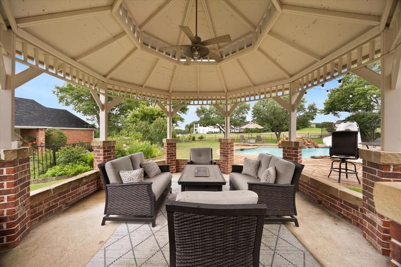 621 Liechty Court, Heath TX 75032 - Photo 3