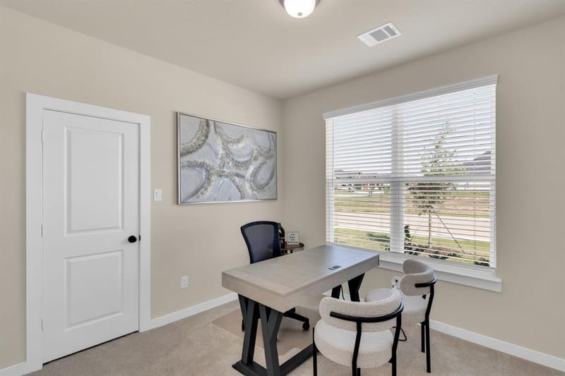 808 Tesslynn Avenue, Godley TX 76044 - Photo 4