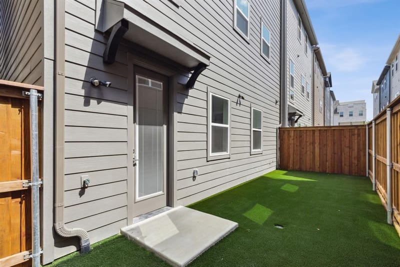 2535 Carolwood Lane, Dallas TX 75212 - Photo 17