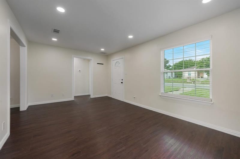 414 Avenue I, Dallas TX 75203 - Photo 9