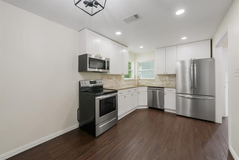 414 Avenue I, Dallas TX 75203 - Photo 11