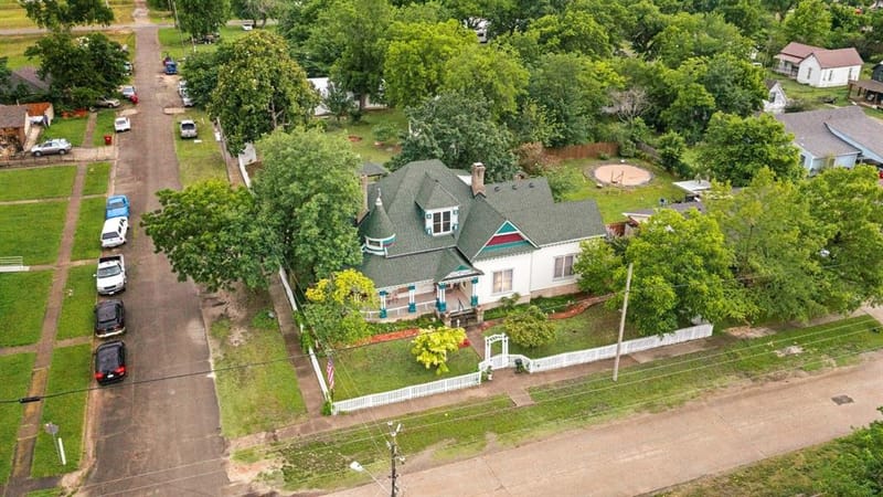 303 W Market Street, Honey Grove TX 75446 - Photo 38