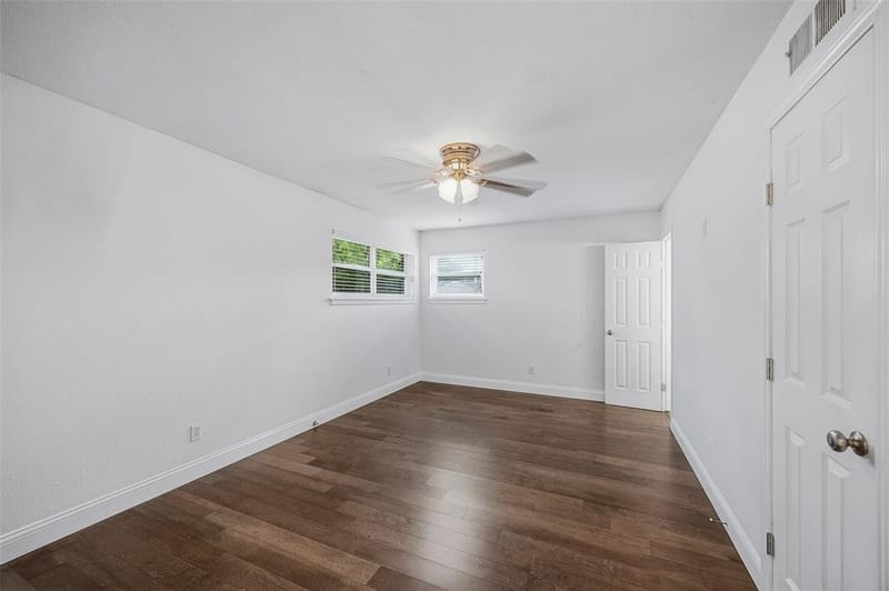 5809 Waltham Avenue, Fort Worth TX 76133 - Photo 12