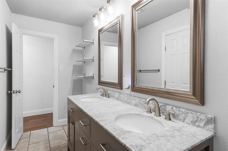 5809 Waltham Avenue, Fort Worth TX 76133 - Photo 18