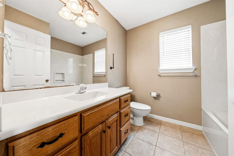 560 Meadow Lane, Crawford TX 76638 - Photo 36