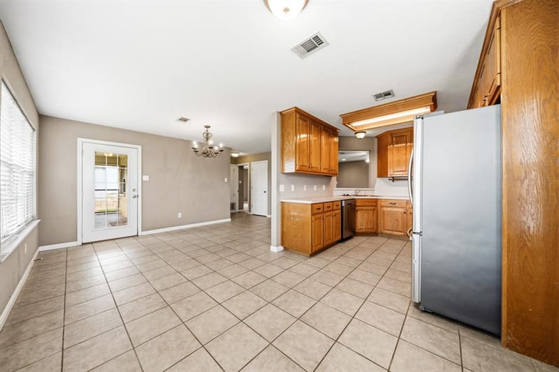 560 Meadow Lane, Crawford TX 76638 - Photo 25