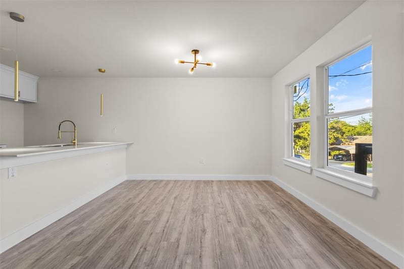 1507 E Waco Avenue, Dallas TX 75216 - Photo 11