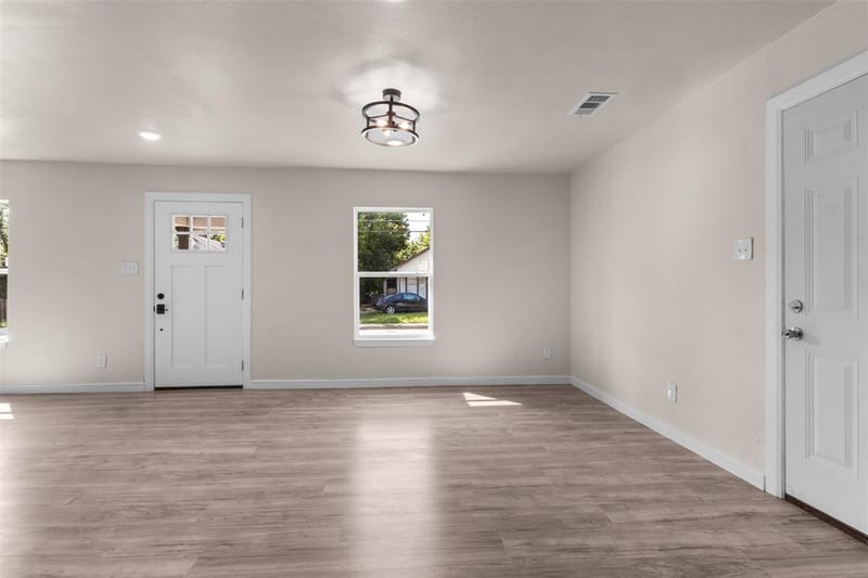 4318 Jamaica Street, Dallas TX 75210 - Photo 13