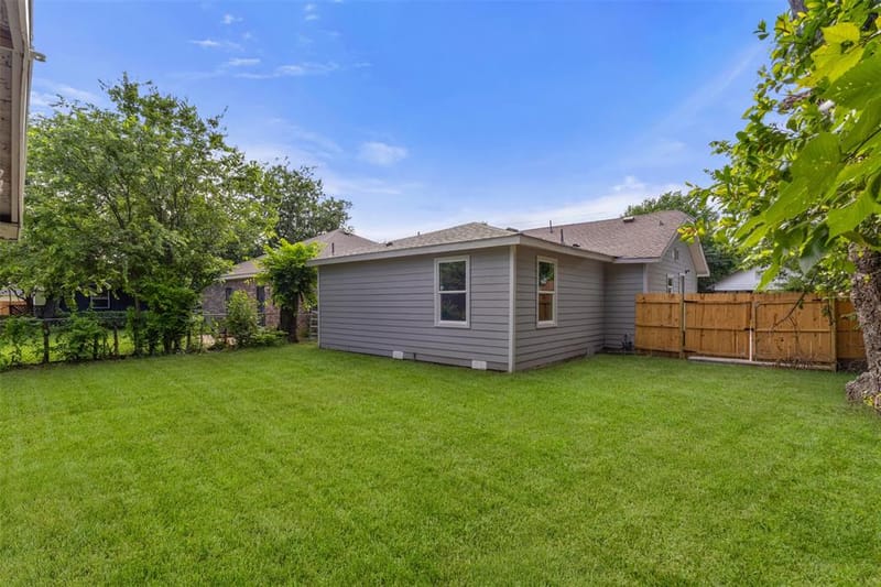 4318 Jamaica Street, Dallas TX 75210 - Photo 30