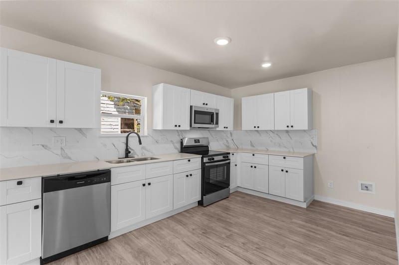 4318 Jamaica Street, Dallas TX 75210 - Photo 14