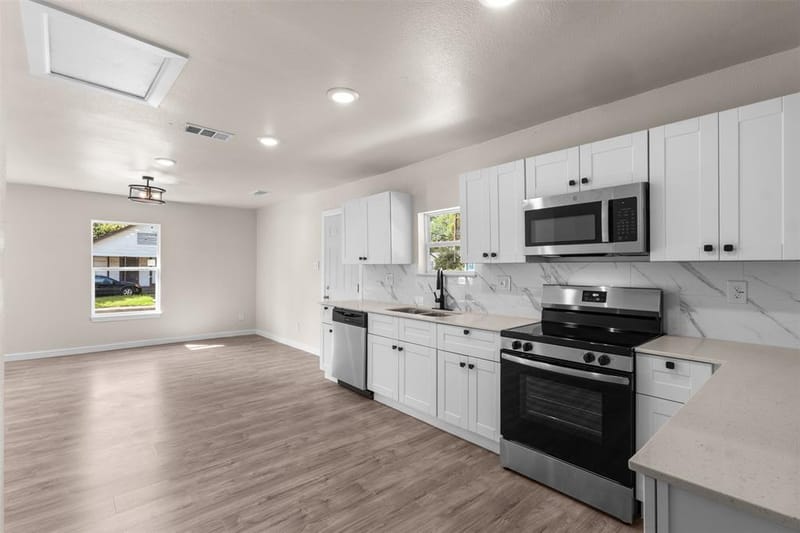 4318 Jamaica Street, Dallas TX 75210 - Photo 11