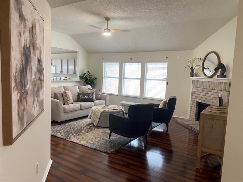5534 Mandarin Way, Dallas TX 75249 - Photo 6